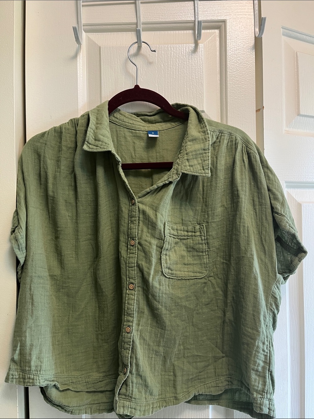 Old Navy Olive Green Short-Sleeve Button Front Blouse